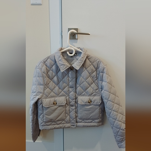 C'est Moi cropped quilted jacket. - Picture 2 of 10